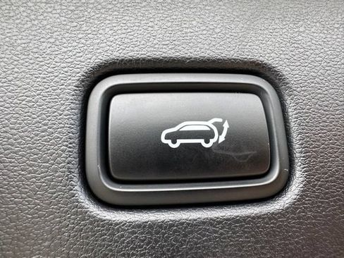 Used 2023 Hyundai Tucson Limited AWD/4WD image 11