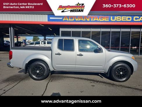 Used 2019 Nissan Frontier SV image 6