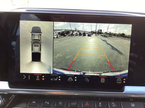 Used 2024 GMC Sierra 1500 SLT image 21