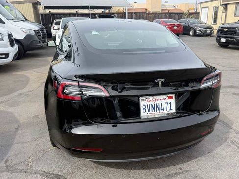 Used 2021 Tesla Model 3 image 17