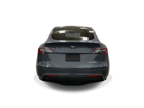 Certified 2023 Tesla Model Y Long Range AWD/4WD image 5