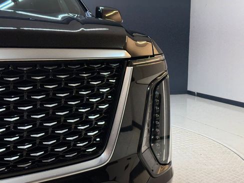 New 2026 Cadillac Escalade ESV Luxury w/ Touring Package image 11