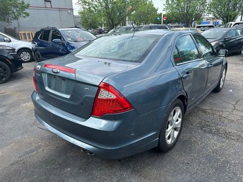 Used 2015 Ford Fusion SE FWD image 4