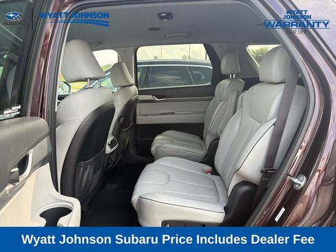 Used 2025 Hyundai Palisade SEL FWD image 28