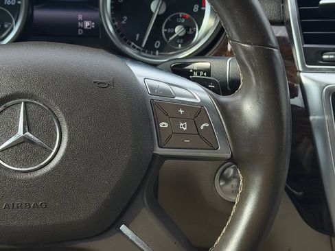 Used 2014 Mercedes-Benz GL 450 4MATIC image 19