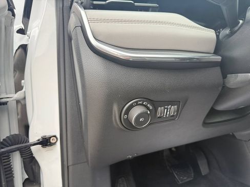 Used 2024 Jeep Compass Limited AWD/4WD image 19