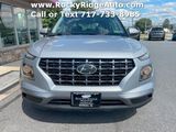 Used 2022 Hyundai Venue SEL image 2