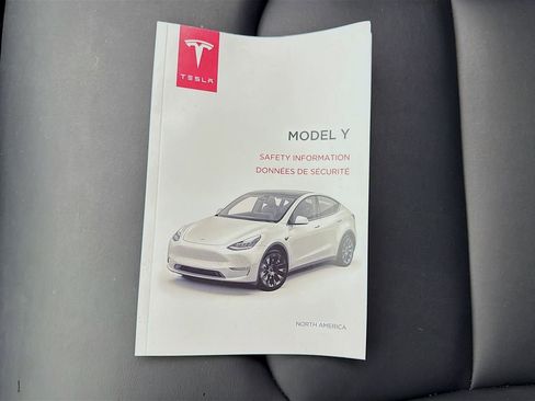 Used 2022 Tesla Model Y Performance AWD/4WD image 55