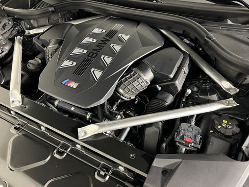 New 2026 BMW X5 M60i image 21