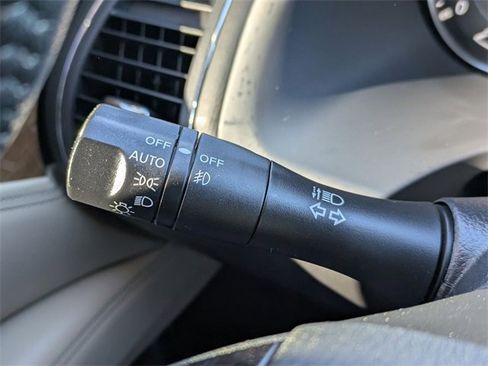 Used 2021 Nissan Armada SL w/ Captain's Chairs Package image 26