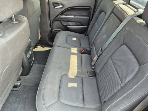 Used 2021 Chevrolet Colorado LT w/ Safety Package RWD image 22