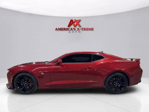 Used 2017 Chevrolet Camaro SS image 3