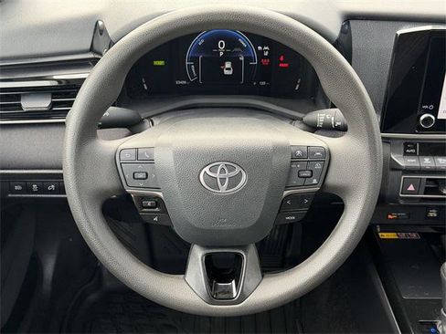 Certified 2025 Toyota Camry LE image 11