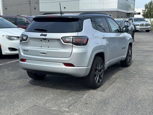 Used 2024 Jeep Compass Limited w/ High Altitude Package AWD/4WD image 4
