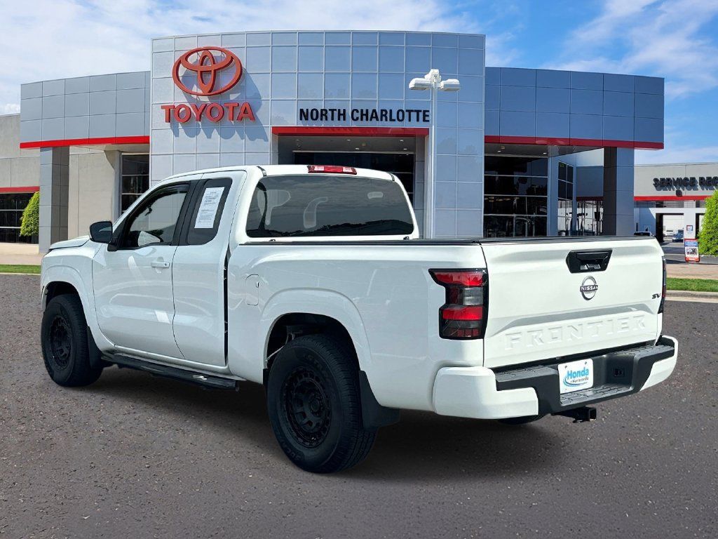Used 2024 Nissan Frontier SV RWD image 6