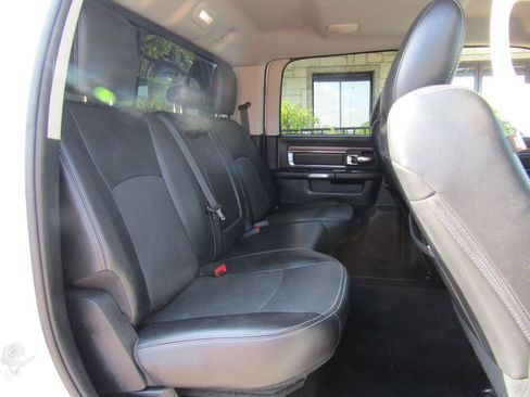 Used 2016 RAM 2500 Laramie image 12