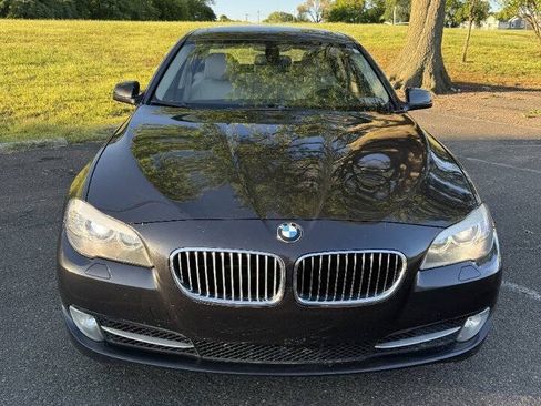 Used 2011 BMW 535i xDrive Sedan AWD/4WD image 8