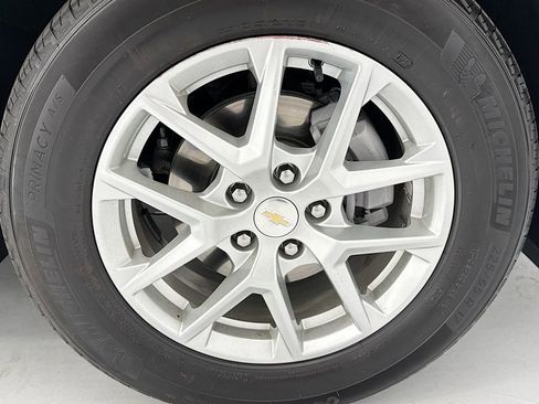 Used 2023 Chevrolet Equinox LS FWD image 30