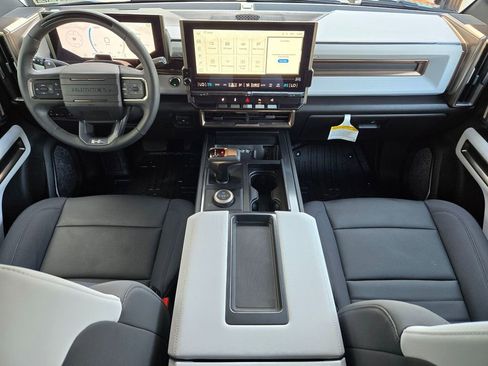 Used 2025 GMC Hummer EV 3X w/ LPO, Illumination Package image 13