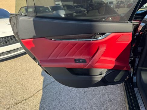 Used 2019 Maserati Quattroporte S Q4 image 15