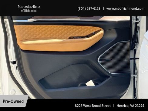 Used 2024 Jeep Grand Cherokee Summit w/ Luxury Tech Group V image 25