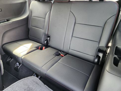 New 2026 Chevrolet Traverse RS image 25