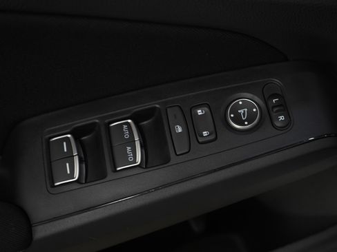 Used 2025 Honda Civic Sport image 21