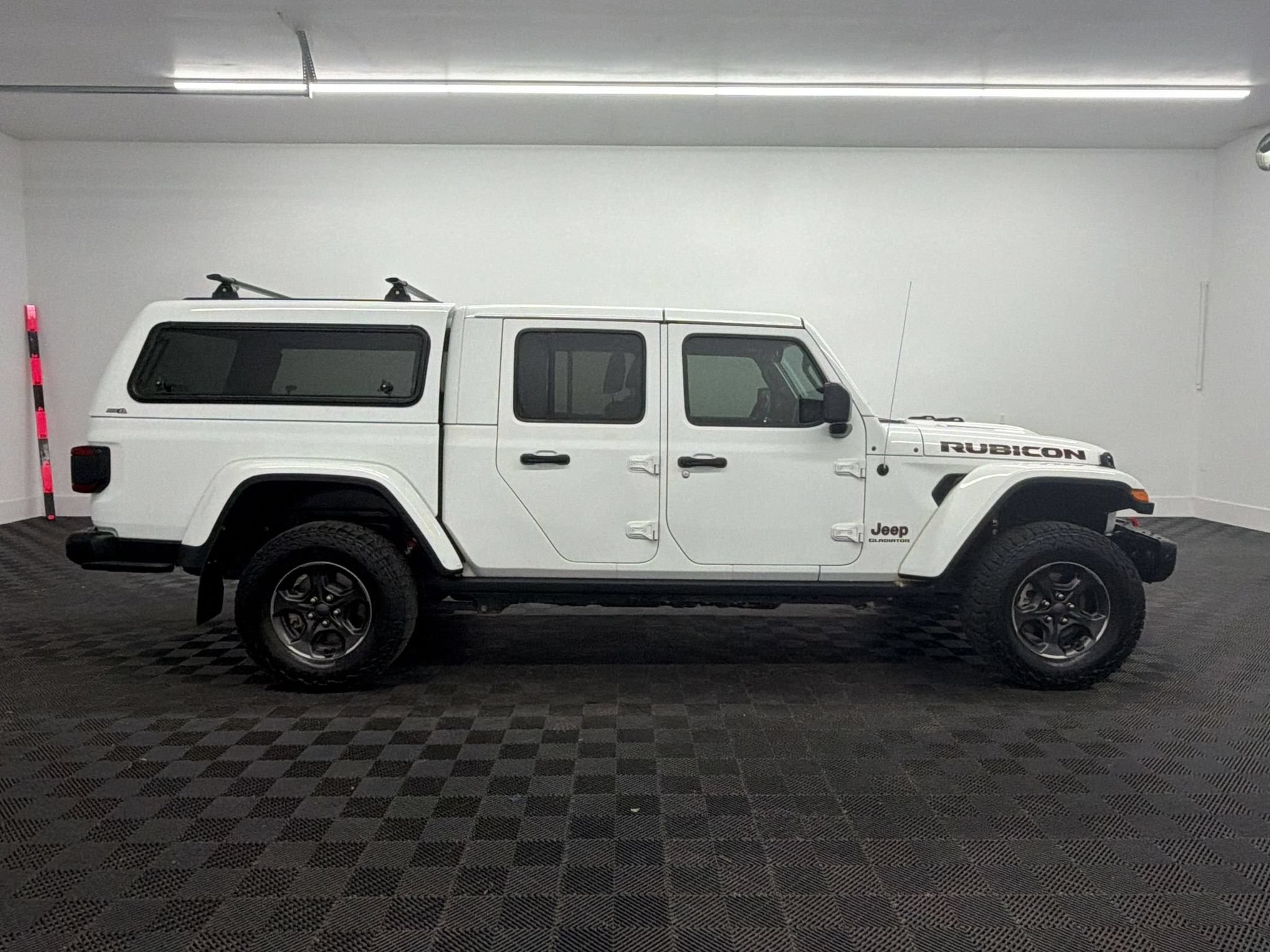 Used 2020 Jeep Gladiator Rubicon AWD/4WD image 8