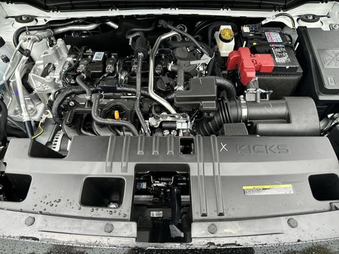 Certified 2026 Nissan Kicks SV w/ Cold Weather Package AWD/4WD image 29
