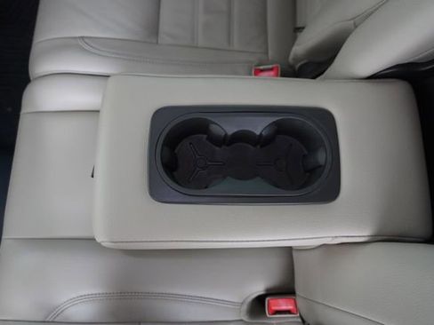 Used 2017 Ford Escape Titanium image 36