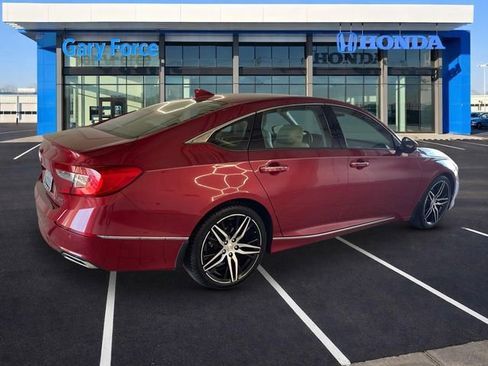 Certified 2021 Honda Accord Touring image 2