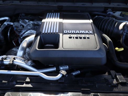 Certified 2023 GMC Sierra 1500 SLT image 29