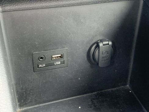 Used 2017 Kia Forte LX FWD image 25