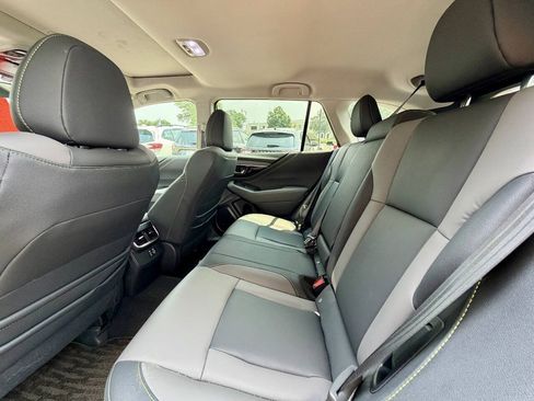 Used 2025 Subaru Outback Onyx Edition AWD/4WD image 23