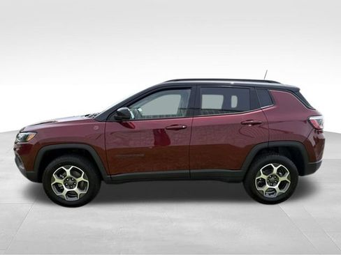 Used 2022 Jeep Compass Trailhawk w/ Trailhawk Convenience Group AWD/4WD image 13