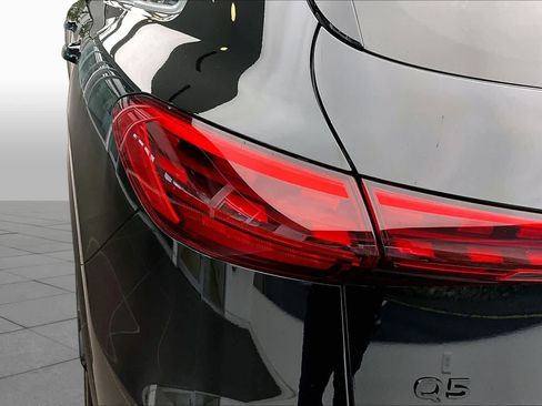 Certified 2025 Audi Q5 Premium Plus AWD/4WD image 28