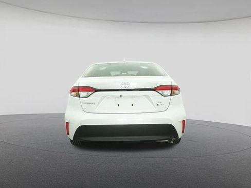 Used 2026 Toyota Corolla LE image 23