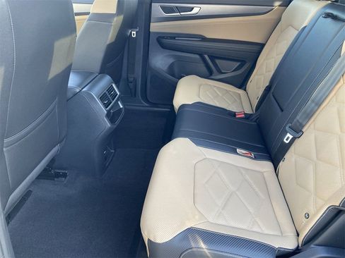 New 2026 Volkswagen Atlas Cross Sport SE image 14