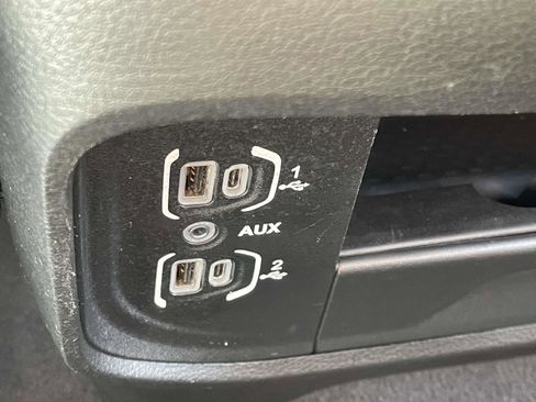 Used 2024 RAM 2500 Big Horn w/ Bed Utility Group image 25