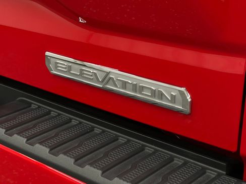 Used 2023 GMC Sierra 1500 Elevation image 21