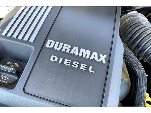 Used 2023 Chevrolet Silverado 1500 LTZ w/ Technology Package image 34