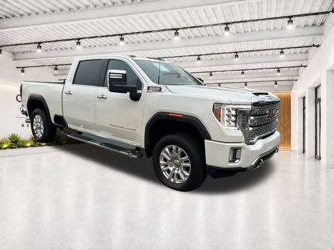 Used 2023 GMC Sierra 2500 Denali w/ Denali Ultimate Package AWD/4WD image 1