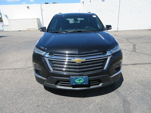 Certified 2022 Chevrolet Traverse LT w/ LPO, Floor Liner Package AWD/4WD image 2
