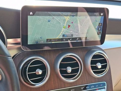 Used 2022 Mercedes-Benz GLC 300 GLC 300 w/ Driver Assistance Package image 19