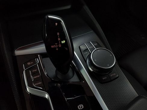 Used 2022 BMW 540i xDrive w/ M Sport Package image 15