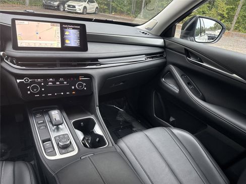 Certified 2025 INFINITI QX60 Luxe w/ Vision Package image 17