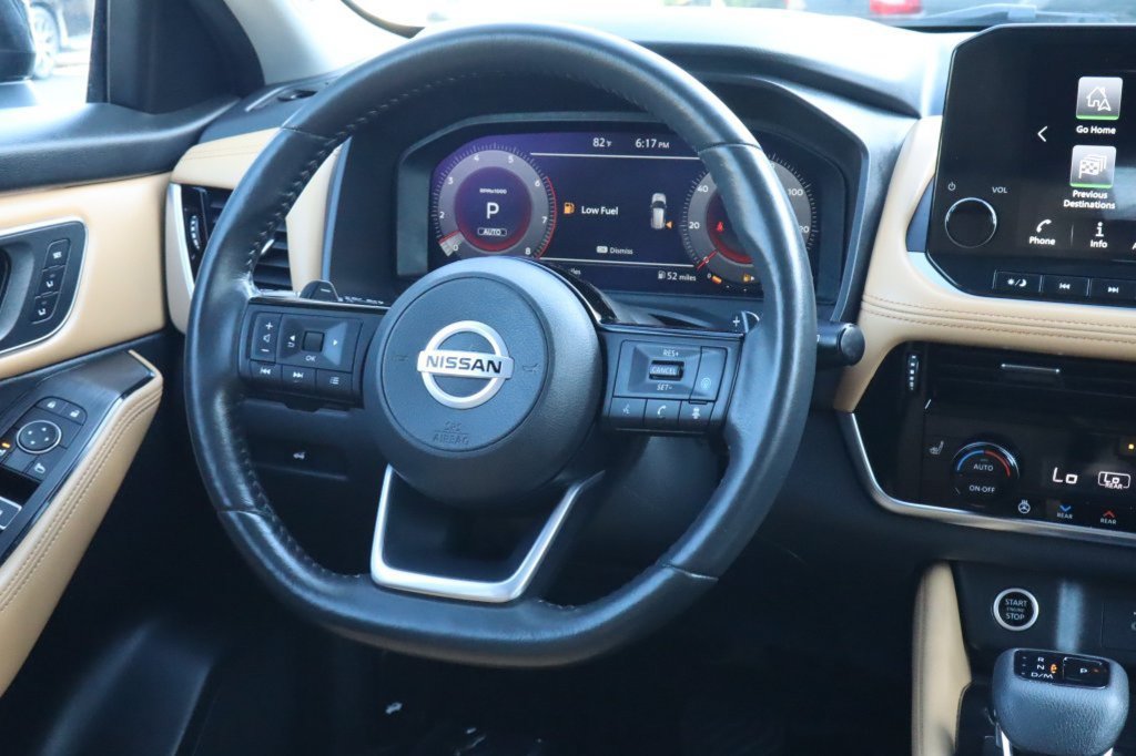 Used 2021 Nissan Rogue Platinum AWD/4WD image 27