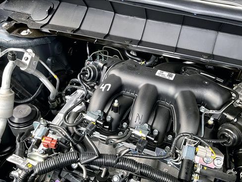 New 2026 Nissan Pathfinder Platinum w/ Accent Package image 17