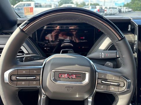 Used 2026 GMC Yukon Elevation w/ Elevation Premium Package RWD image 34