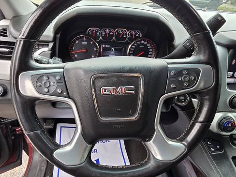 Used 2016 GMC Yukon XL SLT AWD/4WD image 22